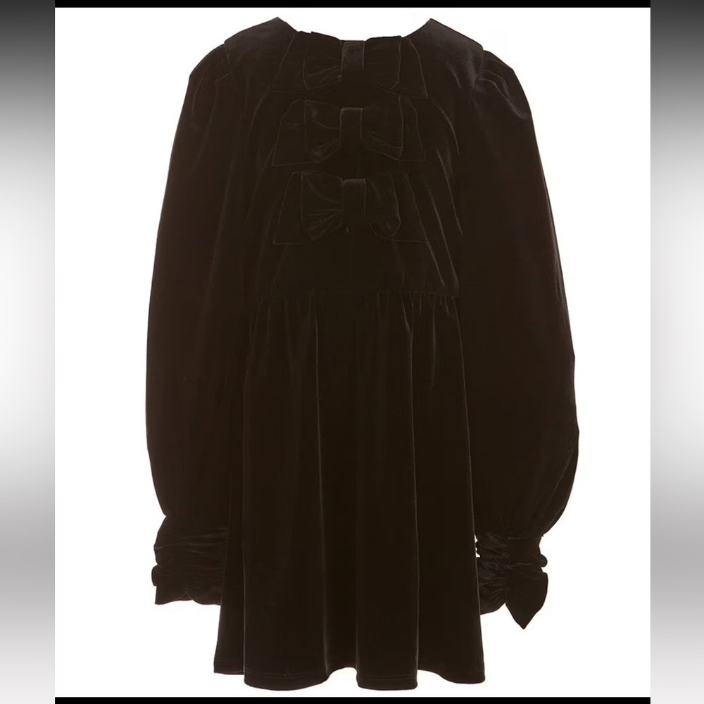 A loves a velvet bow dress size large black long sleeve zip up